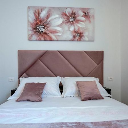 Luxury Apartment Makarska 2Min From Beach Bagian luar foto