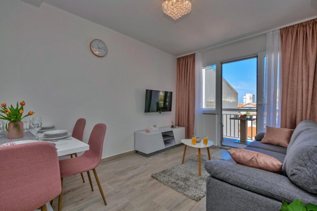 Luxury Apartment Makarska 2Min From Beach Bagian luar foto