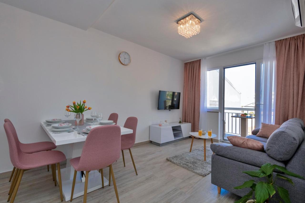 Luxury Apartment Makarska 2Min From Beach Bagian luar foto